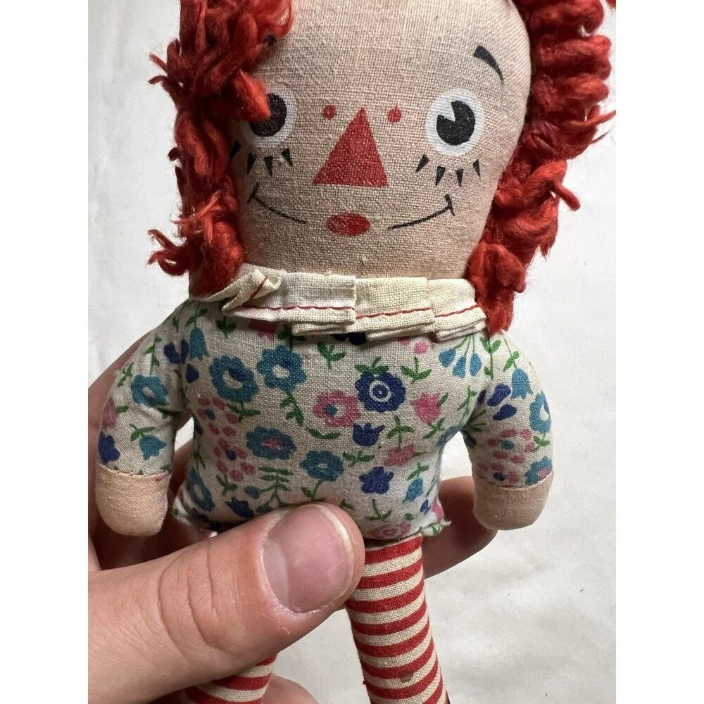 vintage 1960s – 1970s Knickerbocker Raggedy Ann doll